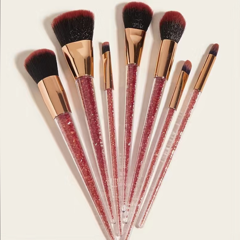 7 Piece Crystal Makeup Brushes - Red